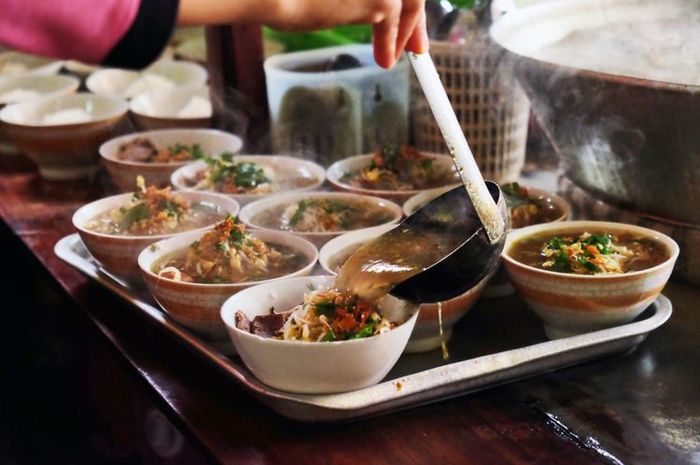 Waduh! 8 Pembeli Soto Lamongan Positif Covid-19 Meski Sudah Pakai