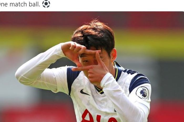 Penyerang Tottenham Hotspur, Son Heung-Min, melakukan selebrasi dalam laga Liga Inggris kontra Southampton di Stadion St. Mary's, Minggu (20/9/2020).