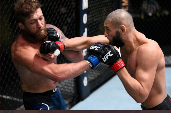 Khamzat Chimaev, kala meng-KO Gerald Meerschaert dalam 17 detik di UFC Fight Night 178 silam (20/9/2020).