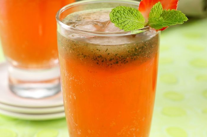 Hilangkan Dahaga di Musim Pancaroba dengan Stawberry Squash Mint