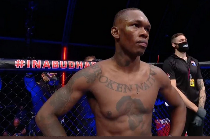 Juara menengah UFC, Israel Adesanya.