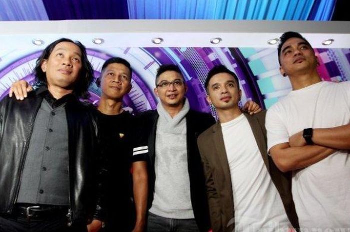 Kunci Gitar Lagu Pecinta Alam