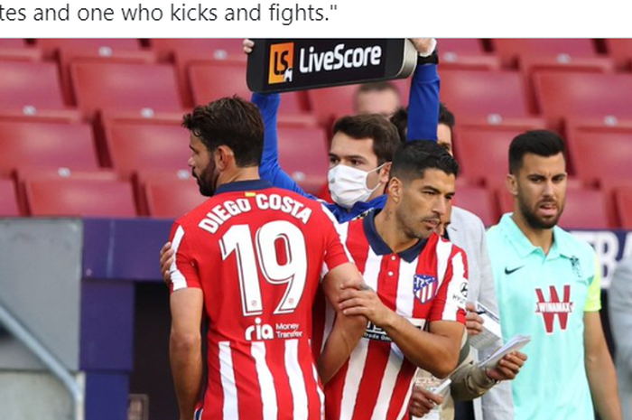 Striker Atletico Madrid, Luis Suarez, masuk menggantikan Diego Costa.