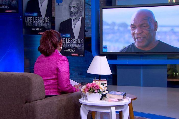 Mike Tyson saat diwawancara Susi Pudjiastuti.