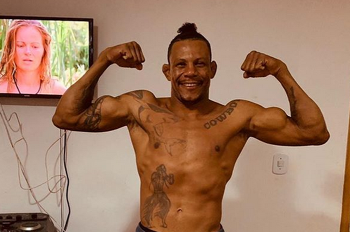 Petarung MMA, Alex Oliveira. tidak lagi bersama UFC setelah kalah empat kali berturut-turut.