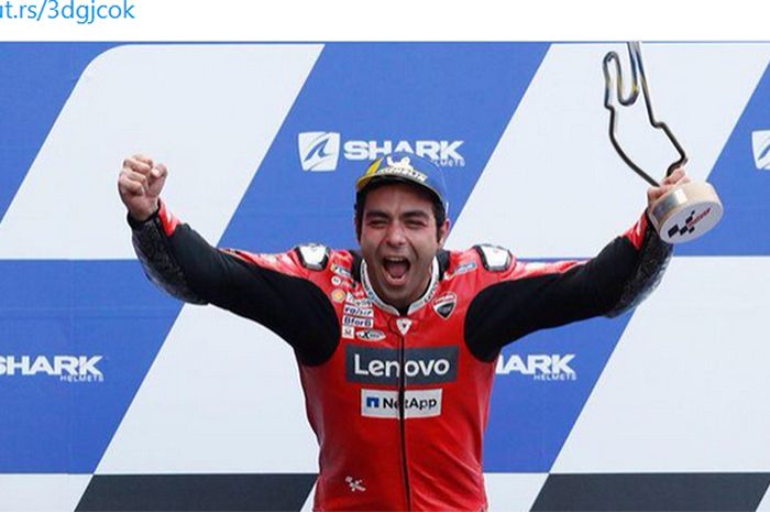 Pembalap Ducati, Danilo Petrucci, memenangi balapan MotoGP Prancis di Sirkuit Bugatti, Le Mans, Prancis, 11 Oktober 2020.