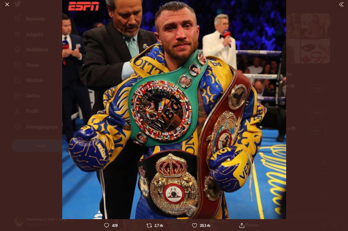 Monster tinju kelas ringan, Vasyl Lomachenko saat masih memborong sejumlah gelar bergengsi.