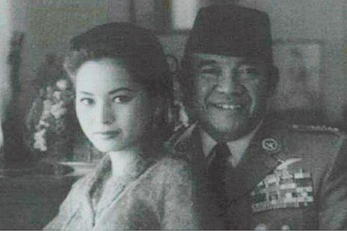 Foto Lawas Istri Kelima Soekarno ini Jadi Sorotan, Ratna Sari Dewi