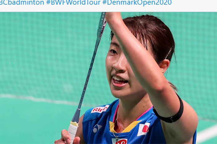 Pebulu tangkis Jepang, Nozomi Okuhara, menjadi juara Denmark Open 2020 setelah mengalahkan Carolina Marin (Spanyol) pada partai final di Odense Sports Park, Denmark, 18 Oktober 2020.