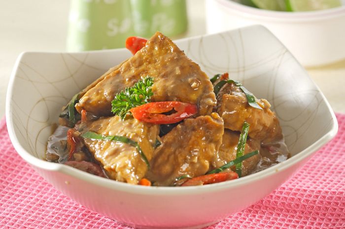 Tahu Bumbu Petis Recipe, Sweet and Spicy Dish for A Wholesome Lunch