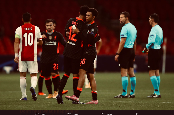 Para pemain Liverpool merayakan kemenangan usai mengalahkan Ajax Amsterdam.