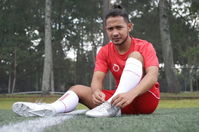 Pemain Persib Bandung, Gian Zola