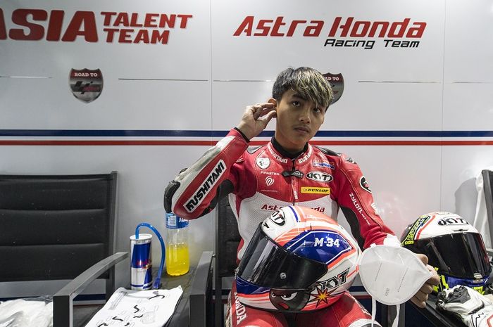 Pembalap AHRT Indonesia yang mengikuti FIM CEV Moto3 Junior World Championship 2020 .
