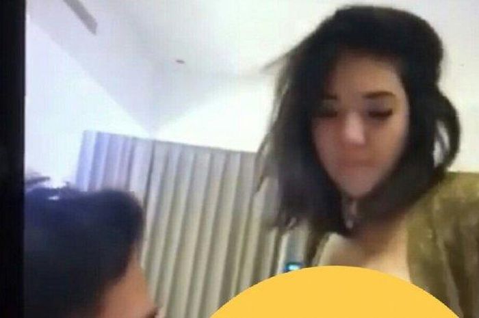 Gisel Mengaku Bingung Dua Kali Kena Kabar Video Syur; Gak Apa Hadapi Aja - Hai