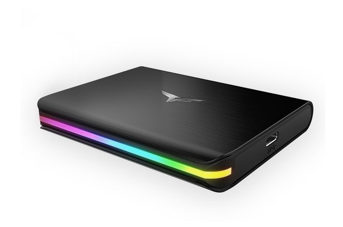 TEAMGROUP mengumumkan TREASURE TOUCH External RGB SSD-nya di dunia. SSD eksternal ini dilengkapi dengan lampu RGB.