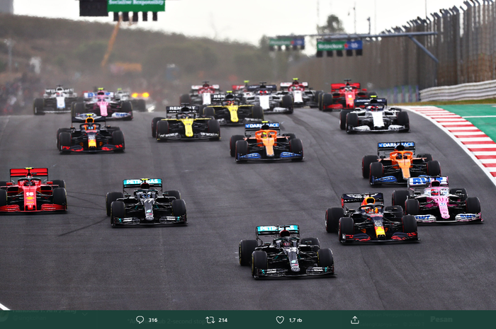 Para pembalap F1 sedang beraksi saat GP Portugal 2020. 