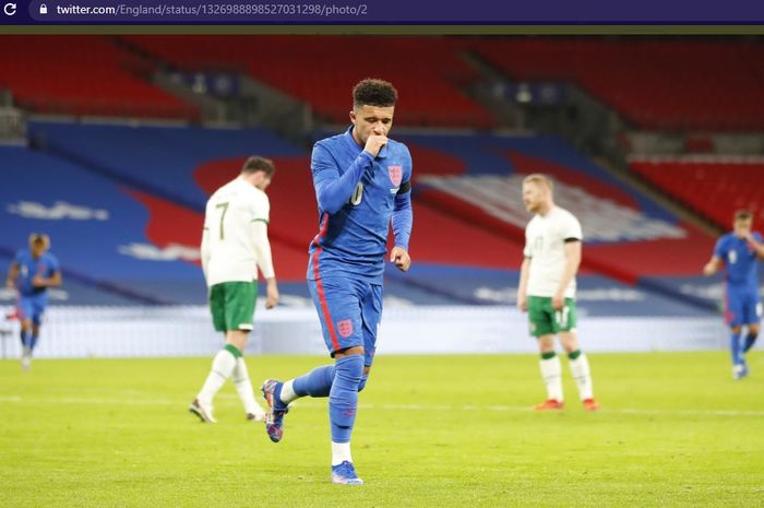 Pemain timnas Inggris, Jadon Sancho, merayakan gol ke gawang timnas Irlandia dalam laga uji coba, Kamis (12/11/2020) waktu setempat atau Jumat pukul 03.00 WIB. 