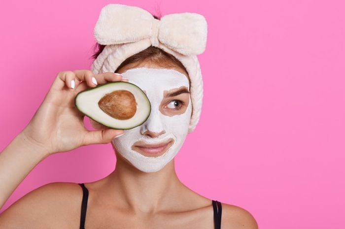 4 Manfaat Masker Alpukat Untuk Kecantikan Wajah, Apa Saja? - Stylo