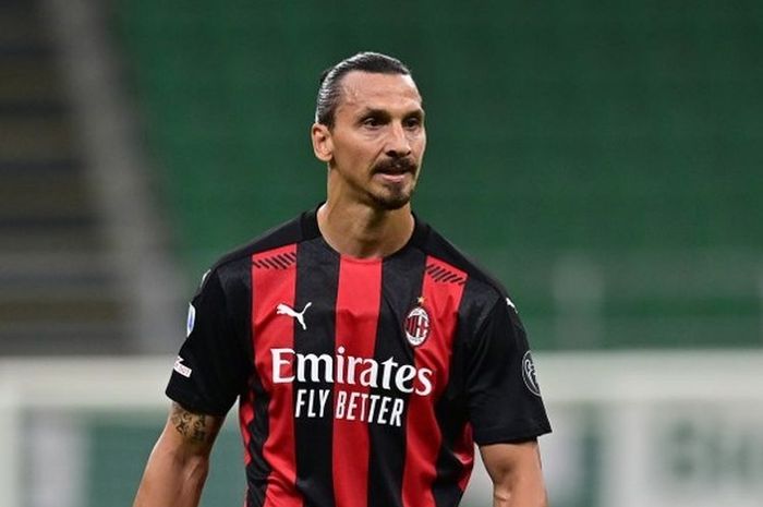 Top Score Liga Italia, Penyerang AC Milan Ibrahimovic Berhsil Geser Ronaldo