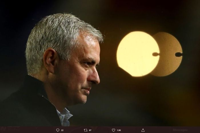 Jose Mourinho dituding telah mencuci otak seluruh pemainnya usai Tottenham Hotspur memuncaki klasemen sementara Liga Inggris 2020-2021.