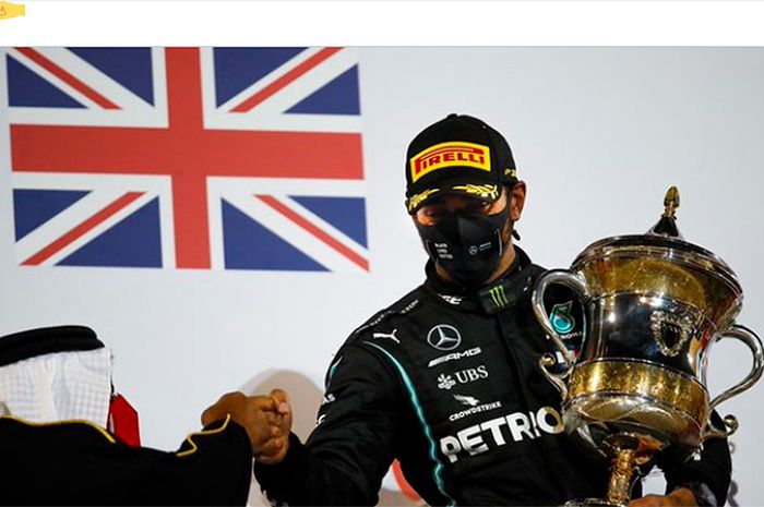 Pembalap Mercedes, Lewis Hamilton, terjangkit Covid-19 setelah memenangi balapan F1 GP Bahrain di Sirkuit Internasional Bahrain, Sakhir, Bahrain, 29 November 2020.