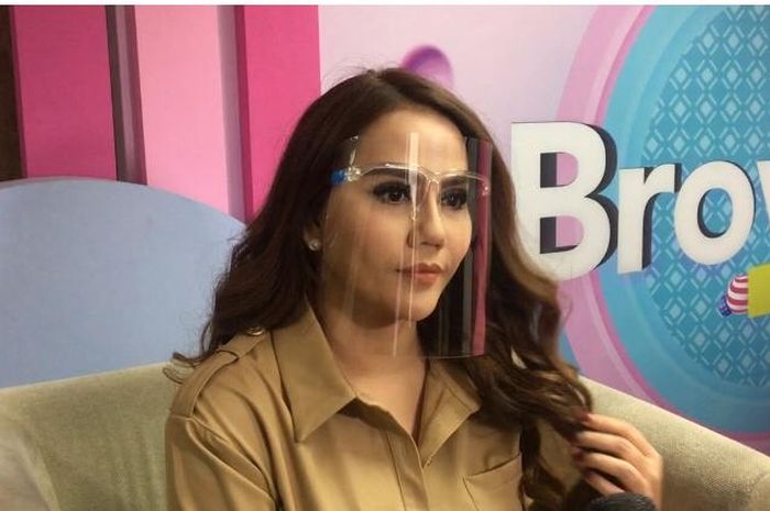 Nita Thalia Sebut Orang Ketiga Adalah Penyebab Dirinya Ingin Berpisah