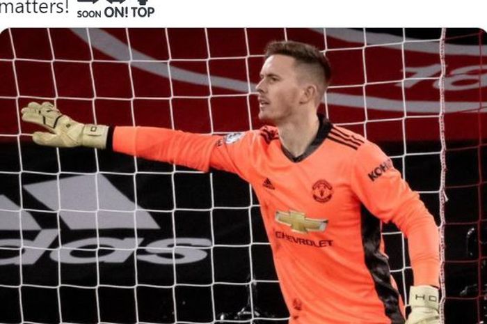 Gary Neville mendukung Dean Henderson untuk gusur David De Gea menjadi kiper utama Manchester United setelah tampil apik dalam beberapa pertandingan.