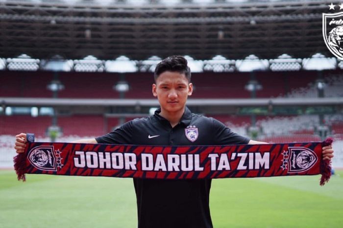 Pemain Timnas U-22 Indonesia Syahrian Abimanyu bergabung dengan klub Malaysia, Johor Darul Ta'zim, 23 Desember 2020.