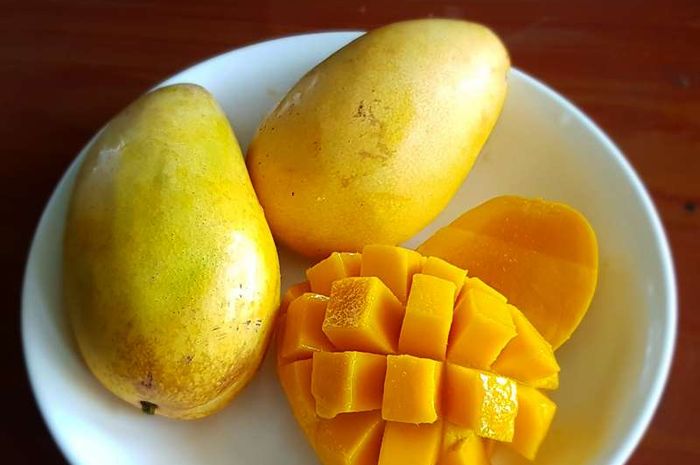 Agar Cepat Dan Mudah, Berikut Ini 6 Cara Memotong Buah Mangga - bangka