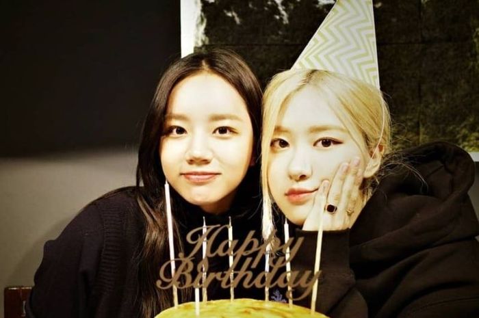 Hyeri Girls Day dan Rose BLACKPINK