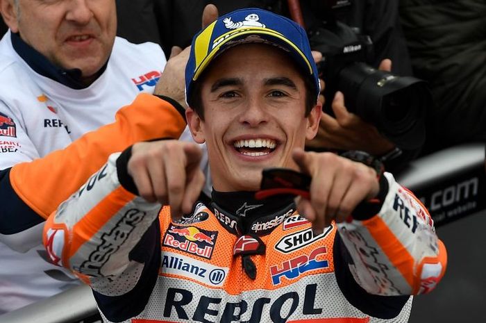 Marc Marquez perpanjang kontrak dengan Honda hingga akhir 2024. (Photo by PIERRE-PHILIPPE MARCOU / AFP) (PIERRE-PHILIPPE MARCOU)  