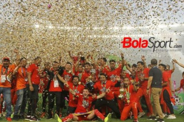 Persija Jakarta selebrasi juara Liga 1 2018.