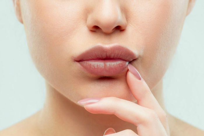 Penyebab Bibir Hitam Menurut Dokter Estetika, Mulai dari Bibir Kering hingga Kebiasaan Pakai Lipstik?