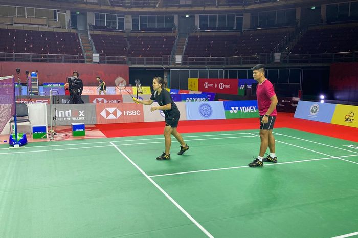 Pasangan ganda campuran Indonesia, Praveen Jordan/Melati Daeva Oktavianti, menjajal Impact Arena Bangkok, menjelang Thailand Open I 2021, Minggu (10/1/2021).