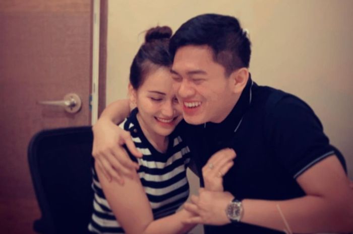 Bukan Isapan Jempol, Ayu Ting Ting Sudah Pesan Jas Untuk Calon Suami ke