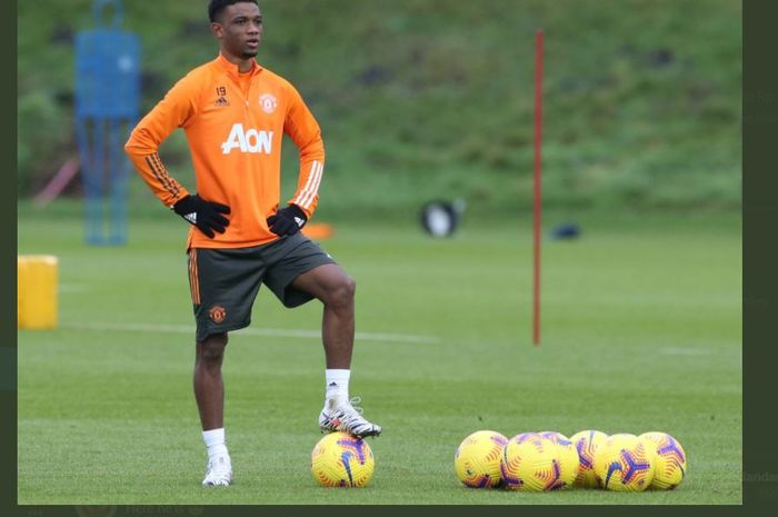 Amad Diallo melakoni latihan perdananya di Manchester United.