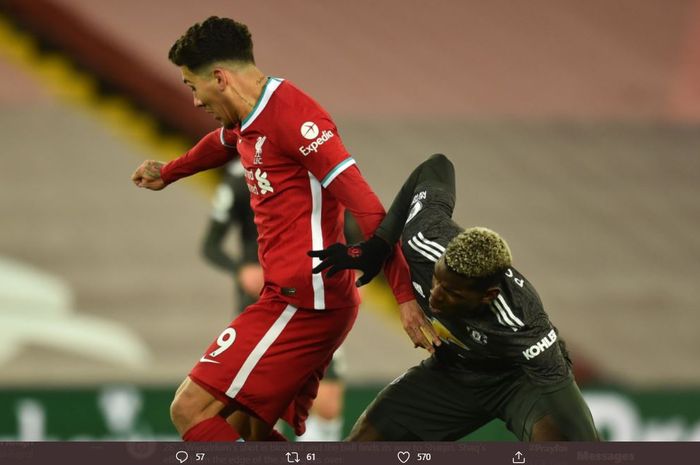 Striker Liverpool, Roberto Firmino, beraksi dalam laga Liga Inggris melawan Manchester United di Stadion Anfield, Minggu (17/1/2020).