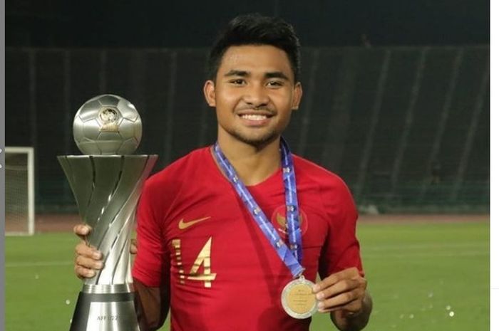 Asnawi saat berhasil menjuarai AFF U-22 di Kamboja.