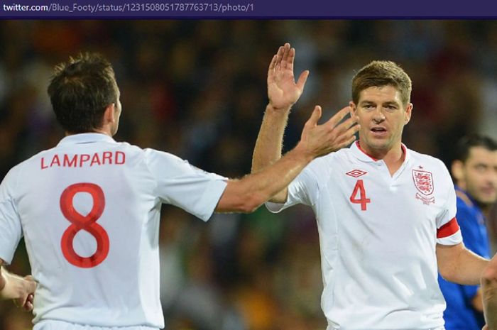 Frank Lampard dan Steven Gerrard saat sama-sama memperkuat timnas Inggris. 