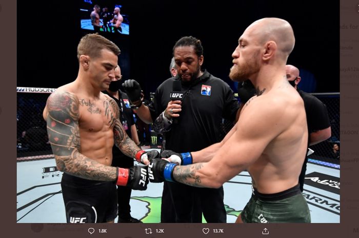 Dustin Poirier dan Conor McGregor saat akan mulai bertarung di Fight Islands pada Minggu (24/1/2021)