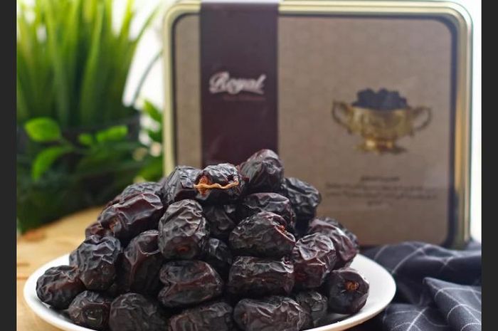 Get to know the Benefits of Ajwa Dates which have many health benefits