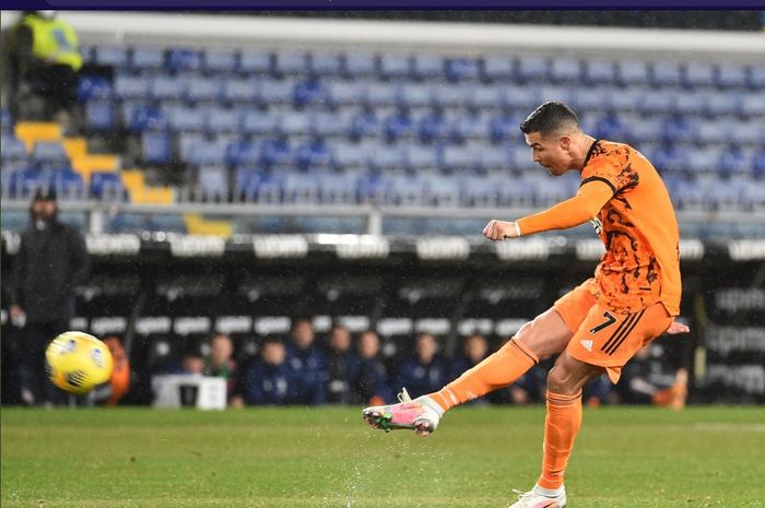 Megabintang Juventus, Cristiano Ronaldo, dalam laga melawan Sampdoria pada pekan ke-20, Senin (31/1/2021) waktu setempat atau Minggu pukul 00.00 WIB. 