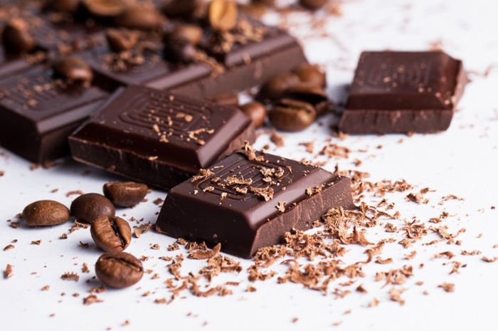 Benefits of magnesium for the body can be obtained from dark chocolate
