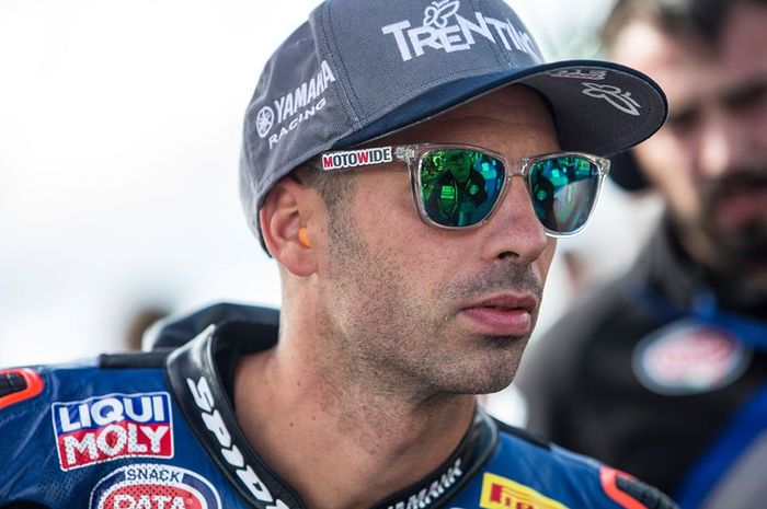 Marco Melandri mengungkapkan satu pembalap yang bisa menarik penggemar usai Valentino Rossi pensiun