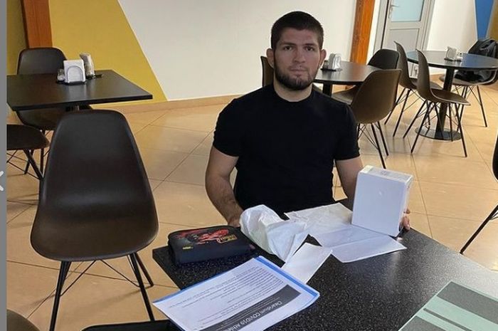 Khabib Nurmagomedov sempat disangka menjadi akan menjadi guru sekolah seaktu kecil