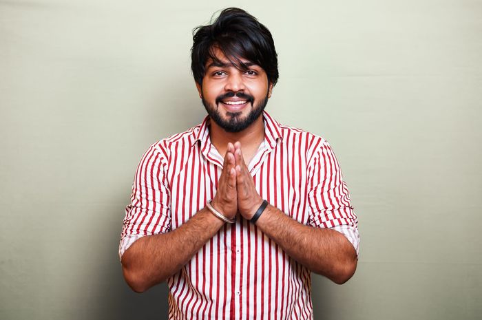 Cara Mengucapkan Kalimat 'Sama-Sama' dalam Bahasa Inggris Selain You're