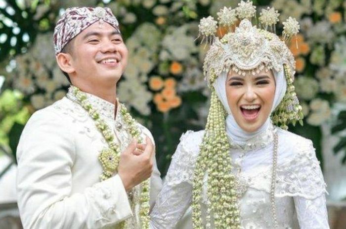 Nadya Mustika dan Rizki DA