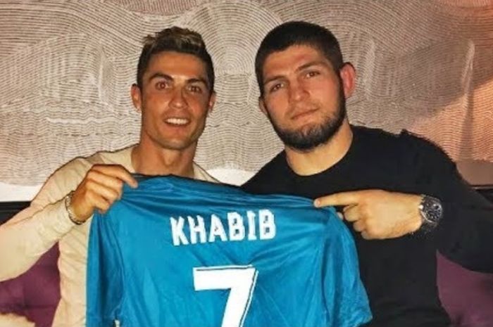 Khabib Nurmagomedov dengan CR7