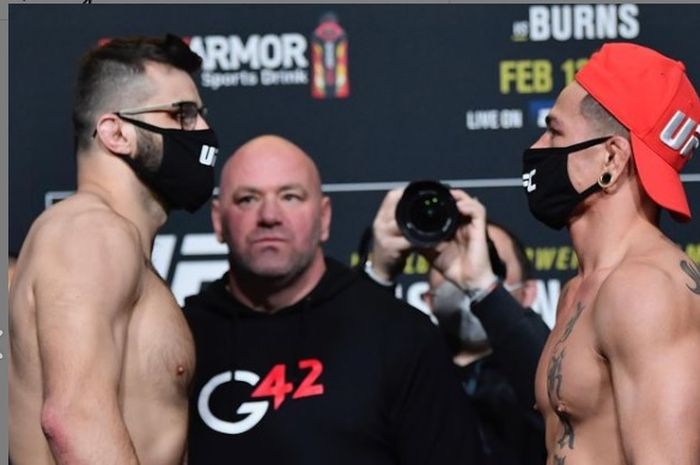 UFC 258 Julian Marquez vs Maki Pitolo saat sesi staredown (13/02/2021)