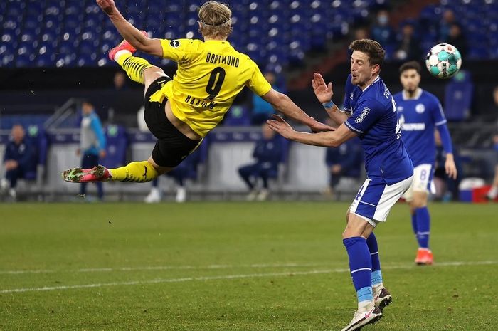 Striker Borussia Dortmund, Erling Haaland, dikabarkan menginginkan gaji selangit seandainya jadi hengkang.